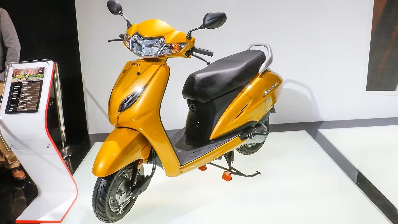 Honda Activa 5G rental in Vizag